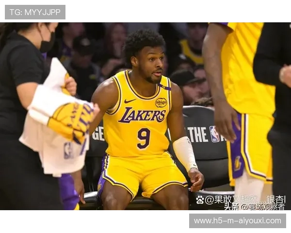 NBA湖人阶段性疯狂得分潮席卷全场：从看球到体验的情感共振