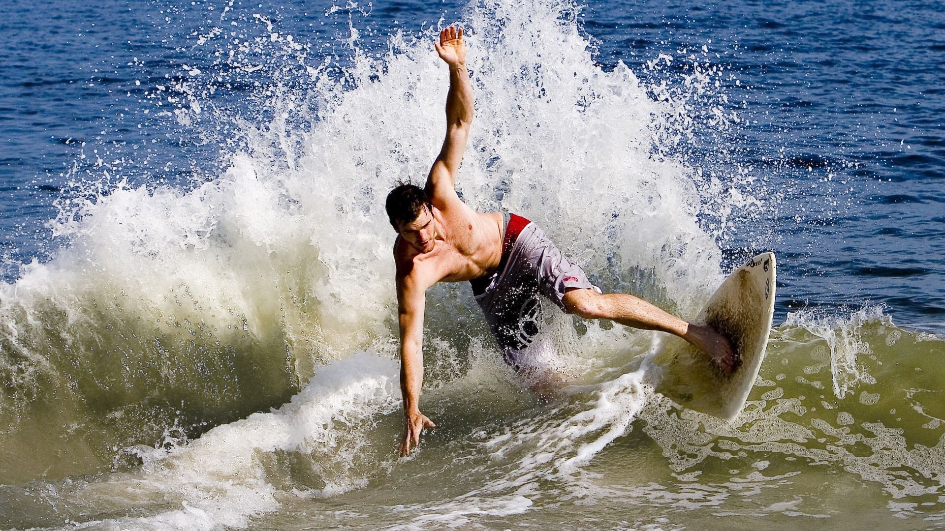 卢卡斯·梅尔滕斯冲刺阶段咬牙坚持,卢卡斯梅尔步枪